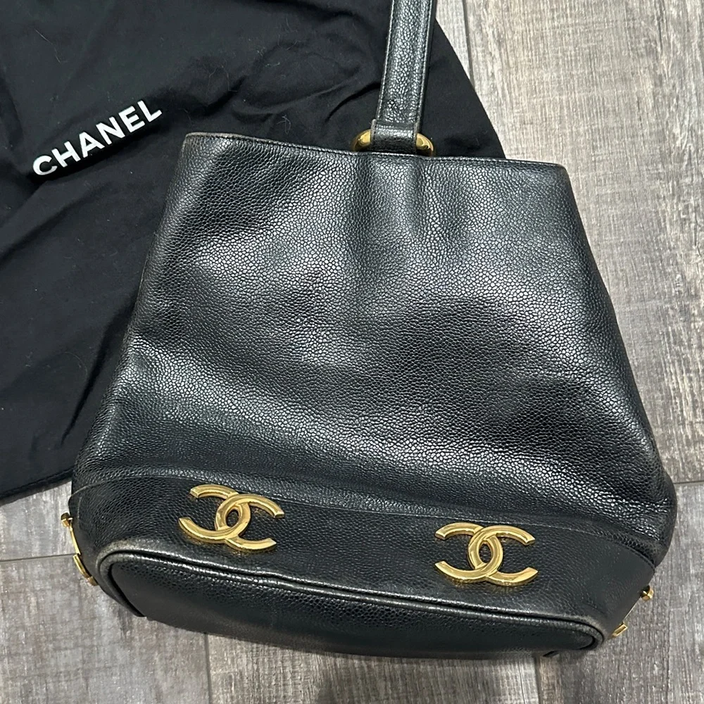 CHANEL Black Leather Bucket Bag with Gold Accents - Picture 3 of 8